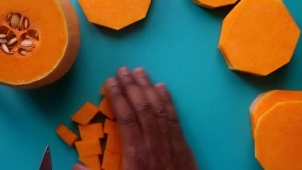 Posa Piatta Persona Che Prepara Zucca Zucca Zucca Zucca — Video Stock