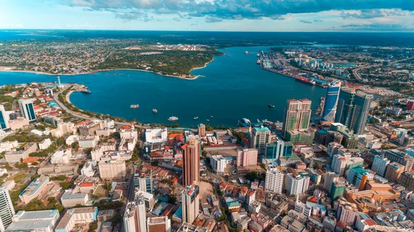 Barış, şehir Dar es Salaam cenneti havadan görünümü