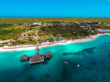 Tanzanya, Zanzibar 'daki kıyı bölgesinin havadan görüntüsü