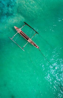 taş kasabasında balıkçı dhow, Zanzibar
