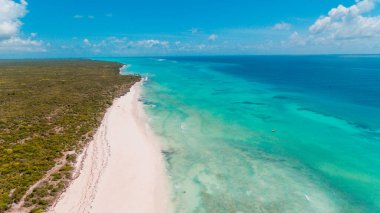 Matemwe kıyı şeridinin havadan görünüşü, Zanzibar