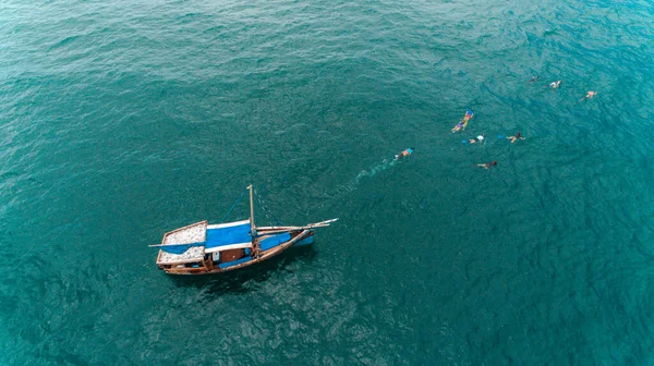 Dhow Rybaków Kamiennym Miasteczku Zanzibar — Zdjęcie stockowe