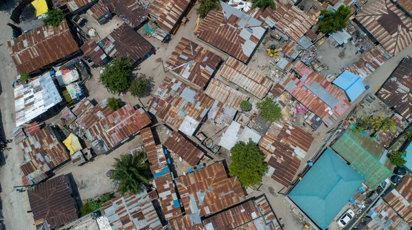 达累斯萨拉姆当地定居点的空中图像 — 图库照片