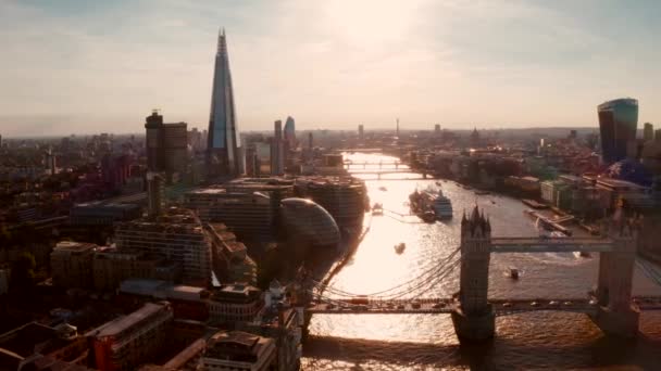 Widok z lotu ptaka na Londyn i Tamizę Londyn — Wideo stockowe