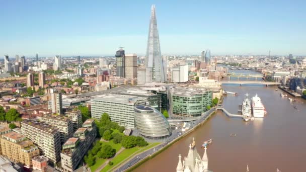 Aerial view of london and the river thames london — Stock Video