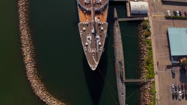 Widok z lotu ptaka królowa RMS Mary ocean liniowiec długa plaża Kalifornia — Wideo stockowe