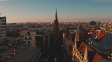 Riga 'daki Lüteryen Katedrali' nin havadan görünüşü