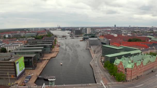 Danimarka Kopenhag kanal köprülerinin hava görüntüsü — Stok video