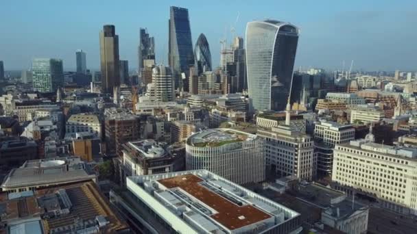 Vista aérea del distrito financiero de Londres — Vídeo de stock