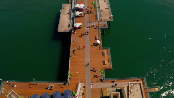 カリフォルニアのサンタモニカ桟橋の空中からの眺め — ストック動画