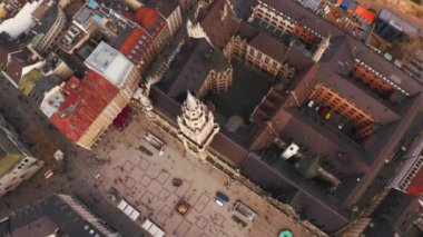 Marienplatz Belediyesi ve Münih 'teki Frauenkirche