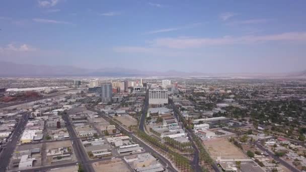 Las vegas panorama aéreo con horizonte de la ciudad — Vídeo de stock