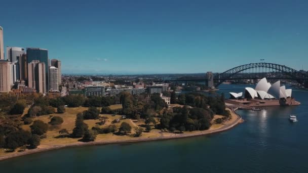 Sydney opera house vista aérea desde el helicóptero — Vídeos de Stock