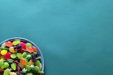 Aziz Patrick Günü için jöleli şeker tabağı