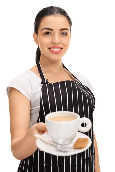 Camarera joven ofreciendo una taza de café —  Fotos de Stock