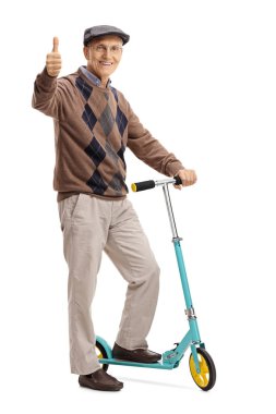 Scooter ile poz ve başparmak telafi olgun adam