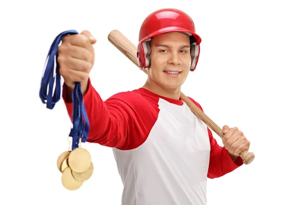 Baseballspieler mit Goldmedaillen und Schläger — Stockfoto