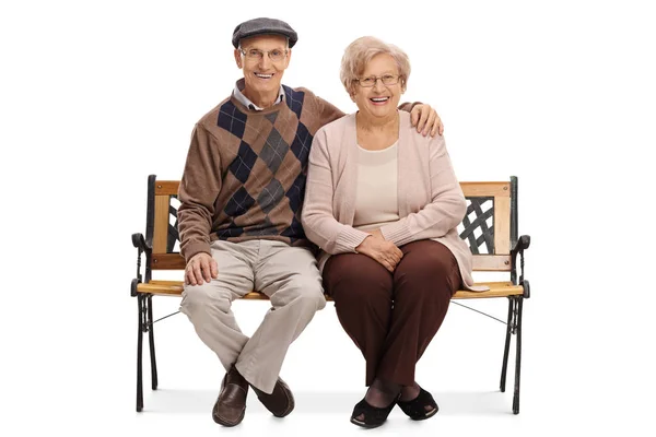 Ώριμο ζευγάρι κάθεται σε ένα παγκάκι — Φωτογραφία Αρχείου