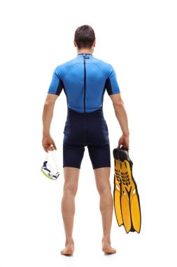 Palet yüzme ve dalış maske tutarak wetsuit erkekte
