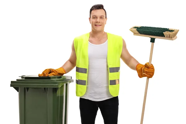 Zbierania odpadów w koszu na śmieci i miotły — Zdjęcie stockowe