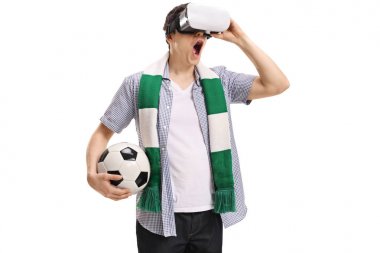 Vr kulaklık kullanarak heyecanlı futbol fan