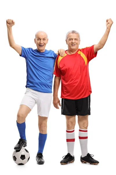 Jugadores de fútbol ancianos haciendo gestos de felicidad —  Fotos de Stock