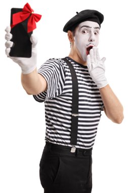 Sürpriz MIME kurdeleyle sarılmış bir telefon gösterilen