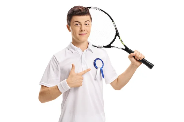 Tennisspeler met een award lint wijzen — Stockfoto