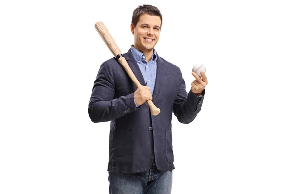 Facet trzyma kij baseballowy i piłka — Zdjęcie stockowe