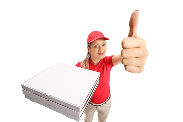 Pizza delivery girl haciendo un gesto de pulgar hacia arriba — Foto de Stock