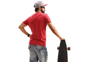 Bir patenci ile beyaz arka plan üzerinde izole bir longboard dikiz atış