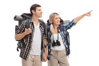 Bir şey beyaz arka plan üzerinde izole erkek bir uzun yürüyüşe çıkan kimse için olan uzaklığını gösteren kadın uzun yürüyüşe çıkan kimse