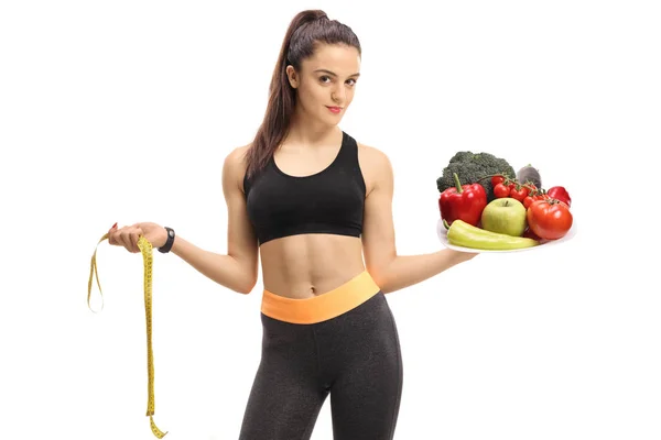 Fitness Mädchen Mit Maßband Und Einem Mit Obst Und Gemüse — Stockfoto