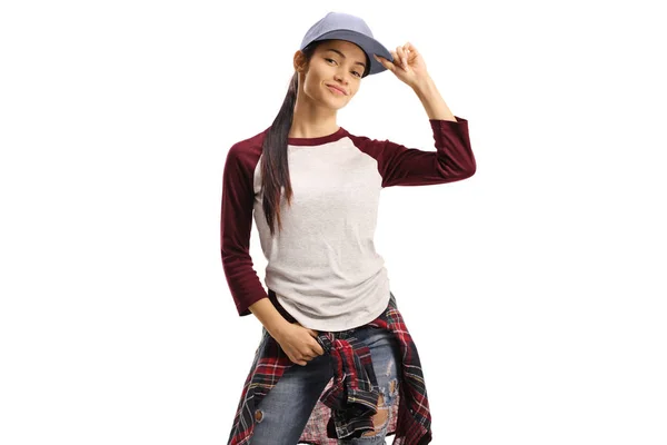 Jovem fêmea na moda com um boné — Fotografia de Stock