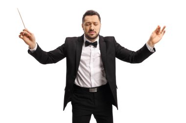 Batonlu, gözleri kapalı genç bir erkek şef. 