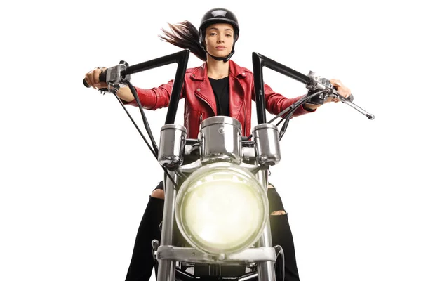 Beyaz Arka Planda Izole Edilmiş Özel Motosiklet Kullanan Bir Kadın — Stok fotoğraf