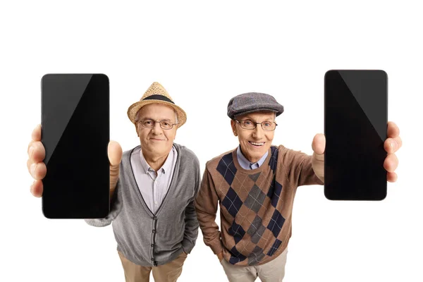 Dos Ancianos Mostrando Teléfonos Móviles Cámara Aislados Sobre Fondo Blanco — Foto de Stock