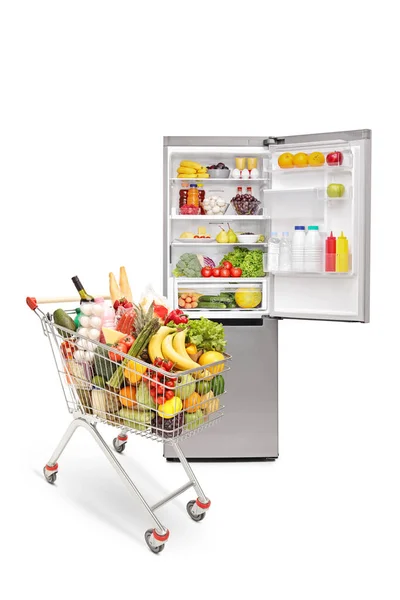 Студийный Снимок Торгового Картона Едой Полным Холодильником Изолированным Белом Фоне — стоковое фото