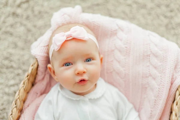 Μικρό Χαριτωμένο Κορίτσι Μηνών Νεογέννητο Μωρό Μου — Φωτογραφία Αρχείου
