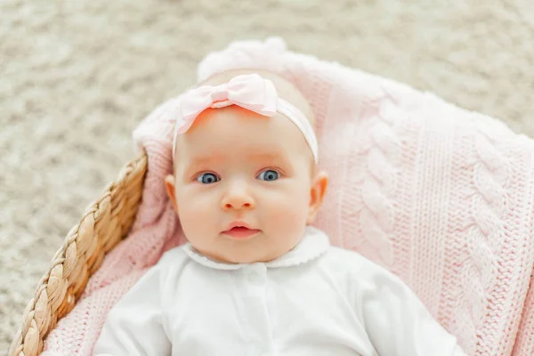 Petite Fille Mignonne Mois Nouveau Bébé — Photo