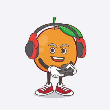 Navel Orange çizgi film maskotu karakterinin bir çizimi kulaklık ve kumandayla bir oyun oynuyor.