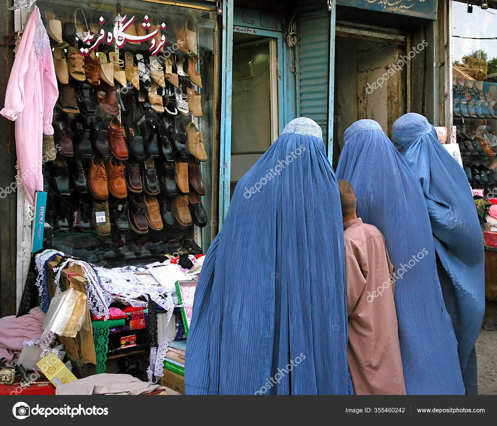 Afghanistan Burka Porn - Afghanistan burka Stock Photos, Royalty Free Afghanistan burka Images |  Depositphotos