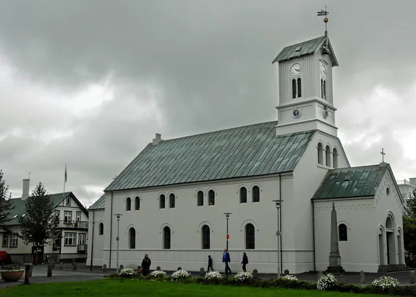 冰岛雷克雅未克雷克雅未克大教堂 这是雷克雅未克市中心的一座大教堂 也是冰岛福音路德教会的母亲教堂 于1796年祝圣 — 图库照片