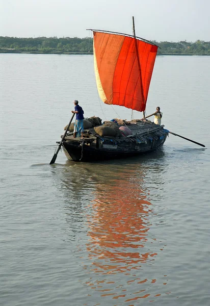 Rio Rupsa Rupsha Perto Mongla Bangladesh Pequeno Barco Carga Com — Fotografia de Stock