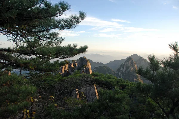 Huangshan Mountain Anhui Province China View Sunrise Dawn Pavilion Viewpoint — Stock Photo, Image