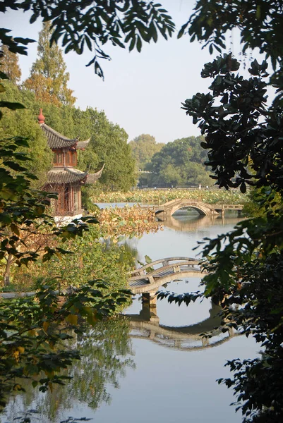 West Lake Hangzhou Provincie Zhejiang China Uitzicht Quyuan Garden Een — Stockfoto