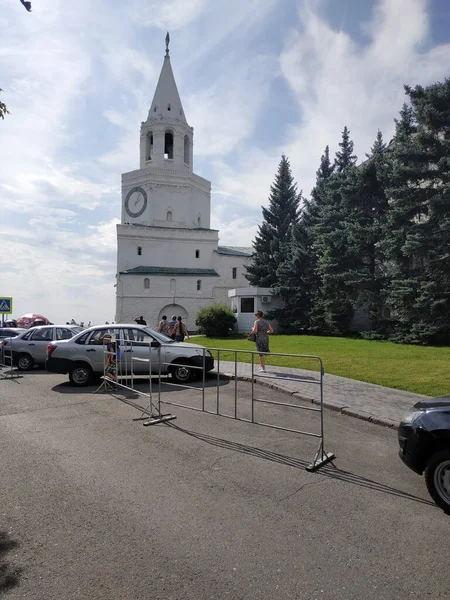 Beyaz tuğla kule. Kazan Kremlin.