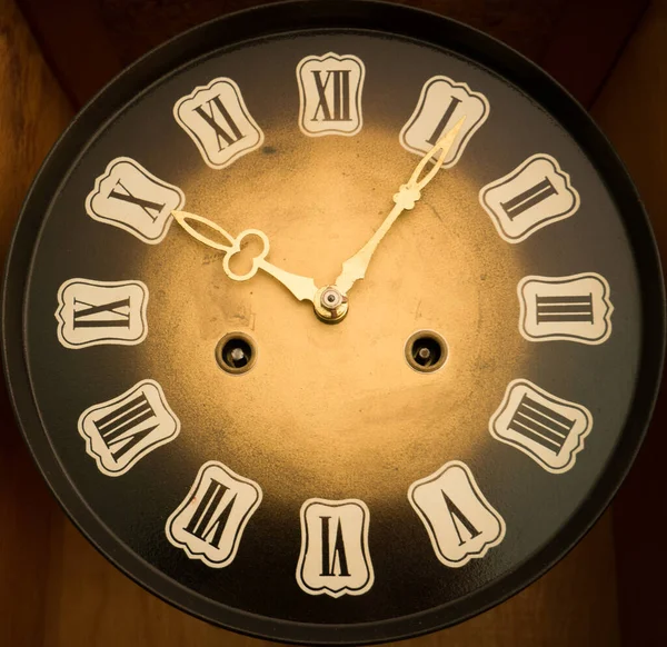 Antiguo Reloj Pared Vintage Con Péndulo Reloj Pared Vintage Hecho —  Fotos de Stock