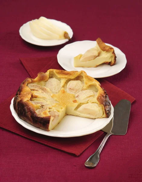 Torta de Clafoutis con peras — Foto de Stock