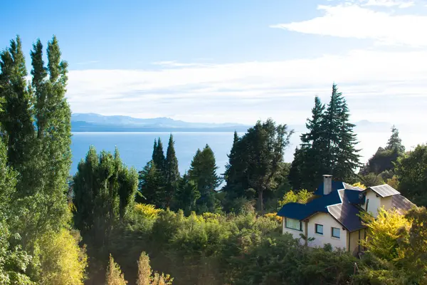 Arjantin Patagonya gölleri ve doğası.